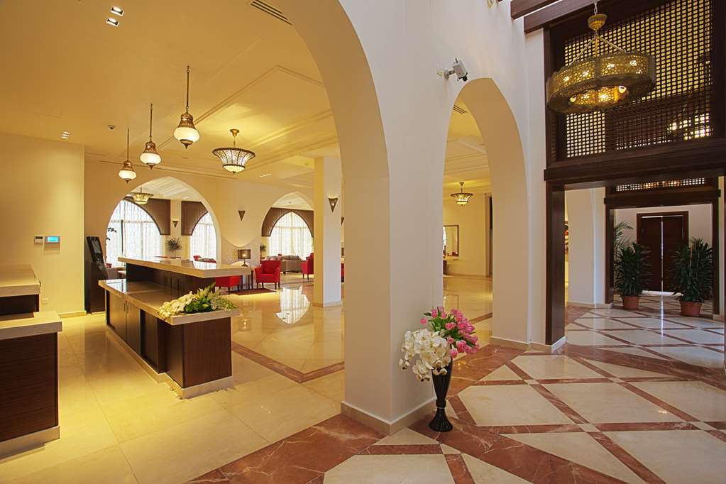 Golden Tulip Sharma Resort Interior foto