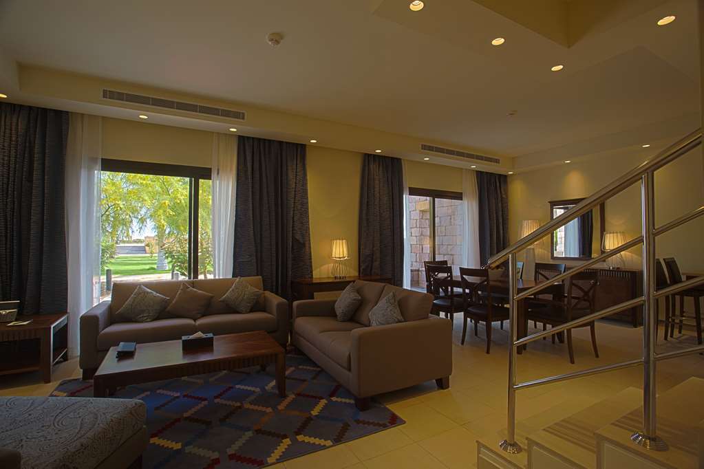 Golden Tulip Sharma Resort Quarto foto