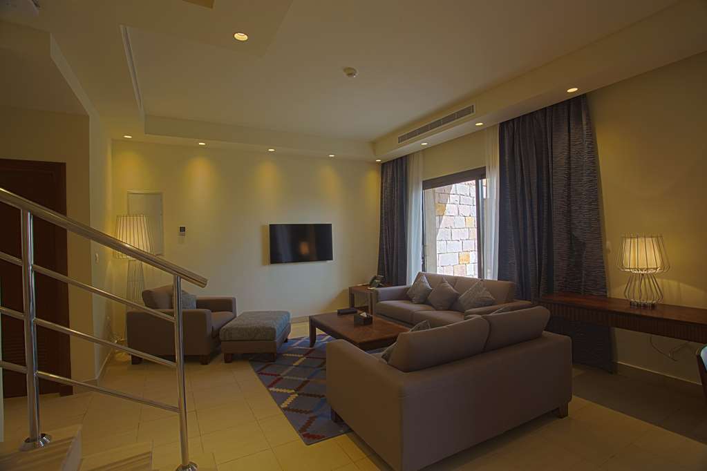 Golden Tulip Sharma Resort Quarto foto