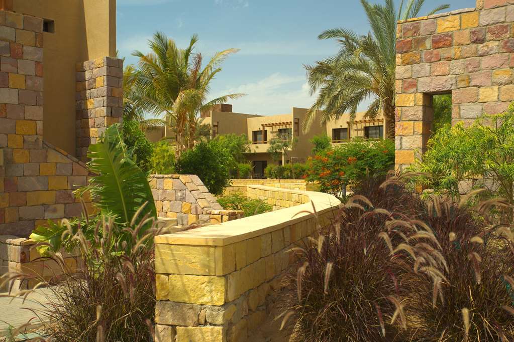 Golden Tulip Sharma Resort Quarto foto