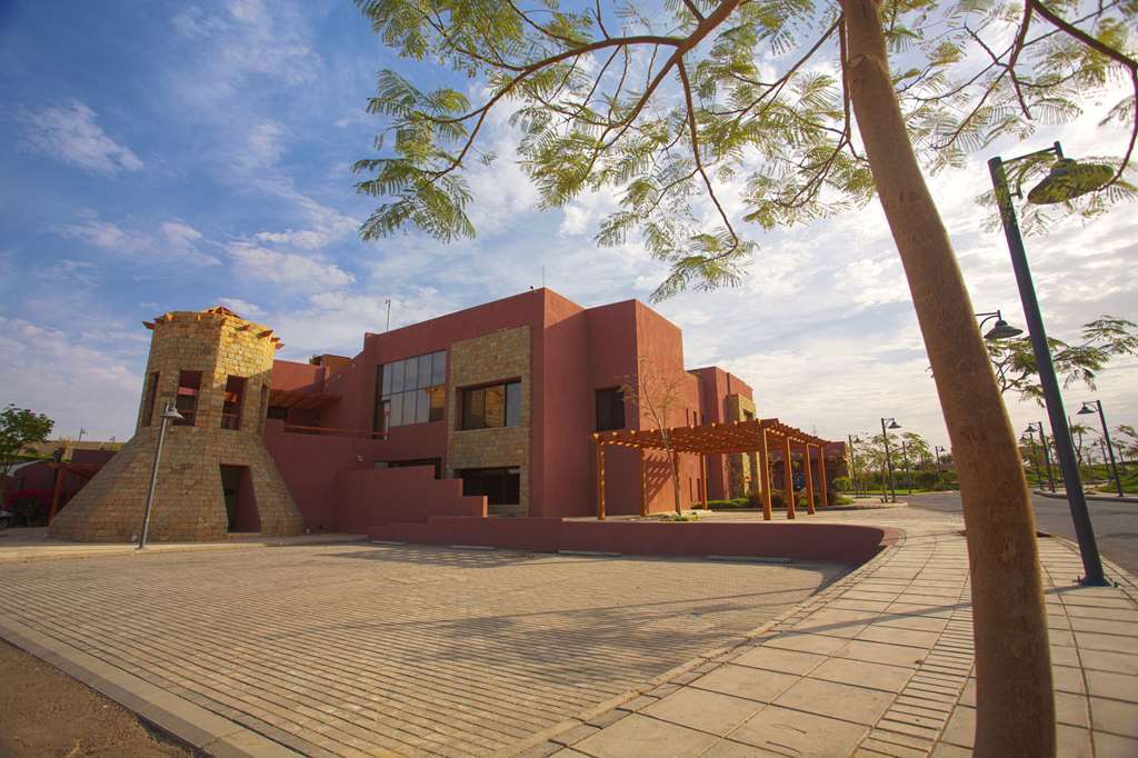 Golden Tulip Sharma Resort Instalações foto
