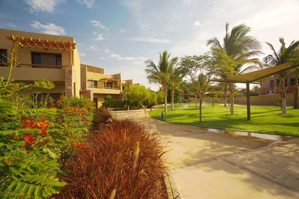 Golden Tulip Sharma Resort Exterior foto