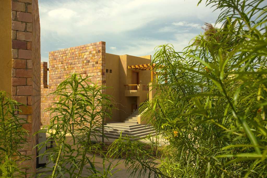 Golden Tulip Sharma Resort Quarto foto